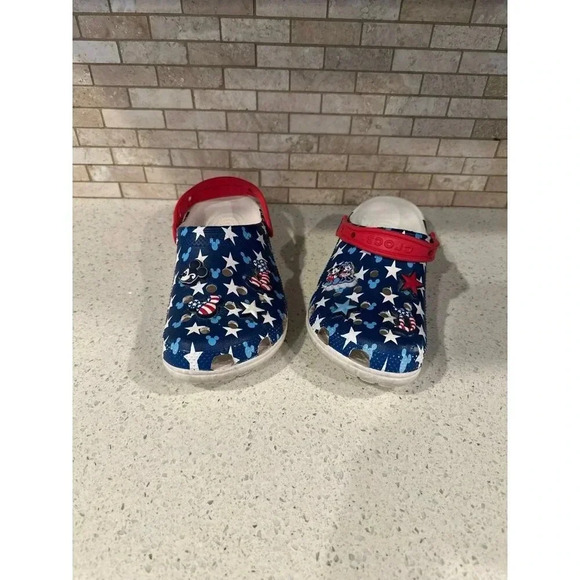 DISNEY Parks CROCS - MICKEY MOUSE AMERICANA  bj - Picture 1 of 4
